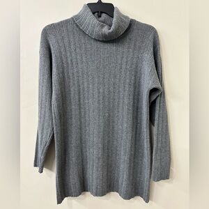 TSE Cashmere Gray Turtleneck Ribbed Sweater Sz M 100% Cashmere